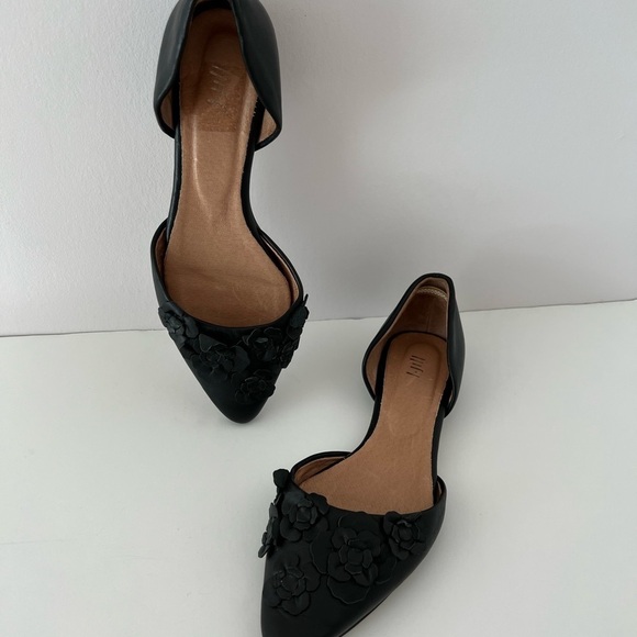 J. Jill Floral Leather Flats D'Orsay Floral Black Pointed Toe Spring Paris Chic - Picture 2 of 5